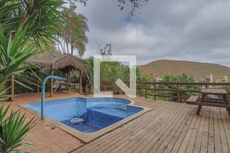 Casa para alugar com 491m², 4 quartos e 6 vagasPiscina