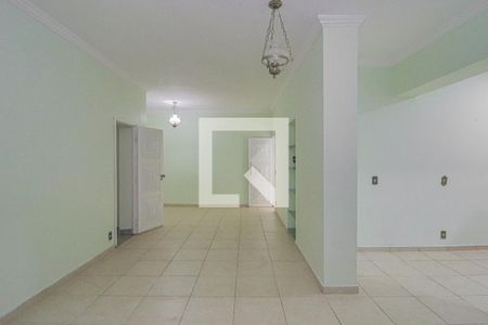 Casa para alugar com 491m², 4 quartos e 6 vagasSala de Jantar