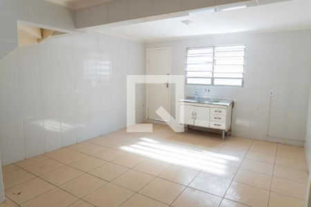 Casa de condomínio à venda com 154m², 3 quartos e 4 vagas Casa de condomínio à venda com 154m², 3 quartos e 4 vagasCozinha