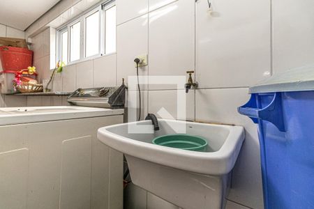 Casa à venda com 270m², 3 quartos e 1 vagaÁrea de Serviço