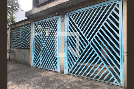 Casa à venda com 64m², 2 quartos e 1 vaga Casa à venda com 64m², 2 quartos e 1 vagaFachada