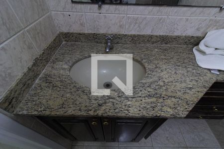 Apartamento para alugar com 80m², 3 quartos e 1 vaga Apartamento para alugar com 80m², 3 quartos e 1 vagaBanheiro