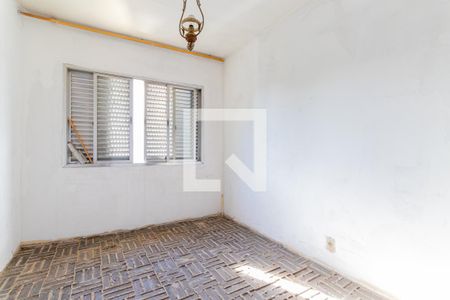 Casa à venda com 215m², 3 quartos e 3 vagas Casa à venda com 215m², 3 quartos e 3 vagasQuarto 2