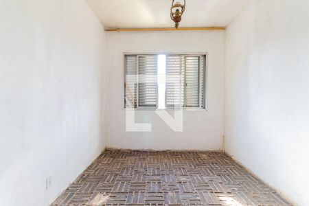 Casa à venda com 215m², 3 quartos e 3 vagas Casa à venda com 215m², 3 quartos e 3 vagasQuarto 2