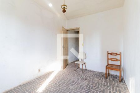 Casa à venda com 215m², 3 quartos e 3 vagas Casa à venda com 215m², 3 quartos e 3 vagasQuarto 2