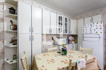 Casa à venda com 105m², 3 quartos e 2 vagasCozinha