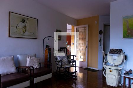 Sala de casa à venda com 3 quartos, 110m² em Vila Madalena, São Paulo