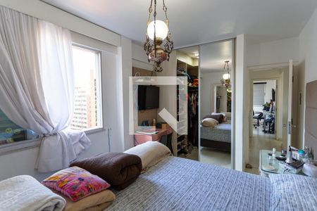 Apartamento à venda com 265m², 4 quartos e 4 vagasSuíte 1