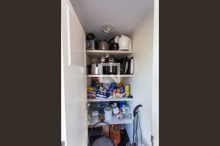 Apartamento à venda com 265m², 4 quartos e 4 vagasDespensa