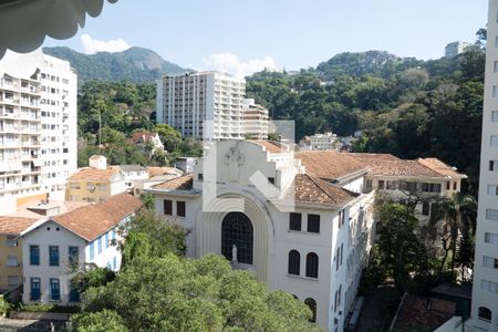 Vista da Sala de apartamento à venda com 3 quartos, 136m² em Cosme Velho, Rio de Janeiro