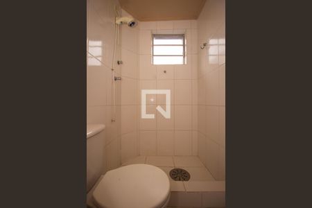 Banheiro de apartamento à venda com 1 quarto, 40m² em Partenon, Porto Alegre