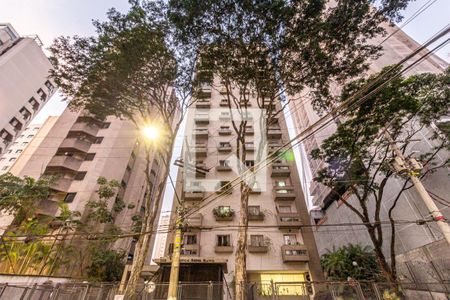 Apartamento à venda com 120m², 3 quartos e 2 vagasFachada