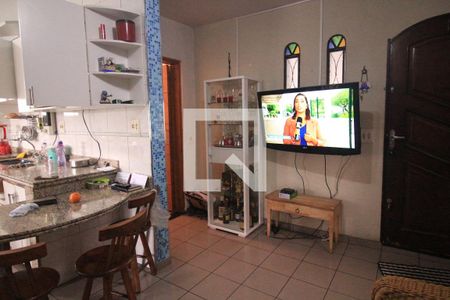 Casa à venda com 250m², 4 quartos e 3 vagasSala