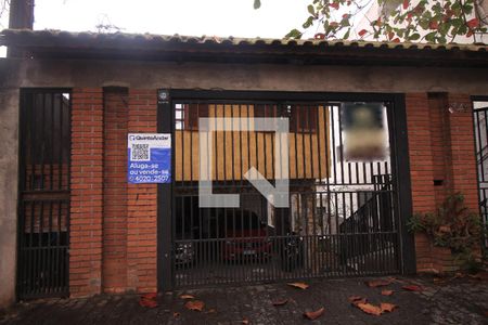 Casa à venda com 250m², 4 quartos e 3 vagasFachada