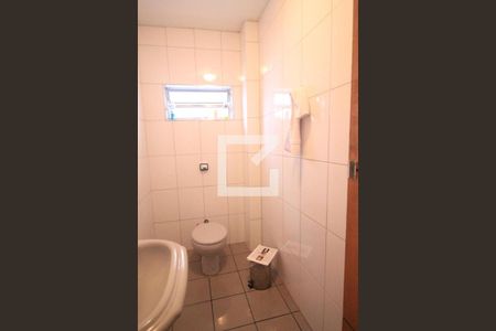 Casa à venda com 250m², 4 quartos e 3 vagasLavabo 