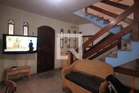 Casa à venda com 250m², 4 quartos e 3 vagasSala