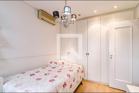 Apartamento à venda com 190m², 3 quartos e 3 vagasSuíte 2