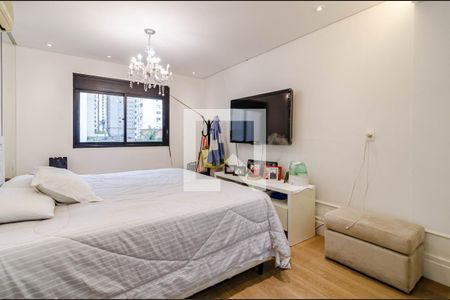 Apartamento à venda com 190m², 3 quartos e 3 vagasSuíte 1