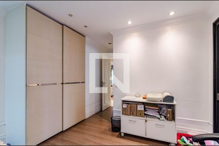 Apartamento à venda com 190m², 3 quartos e 3 vagasEscritório