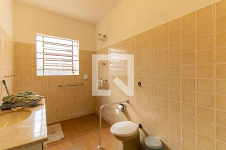Casa à venda com 190m², 2 quartos e 3 vagasBanheiro