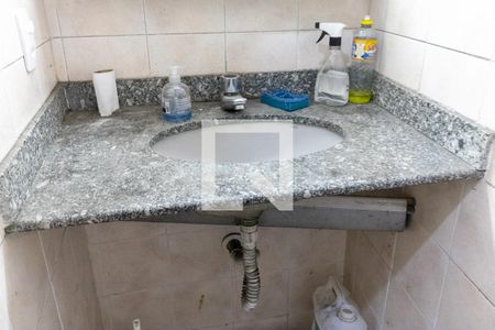 Casa à venda com 190m², 2 quartos e 3 vagasCasa 2 Banheiro