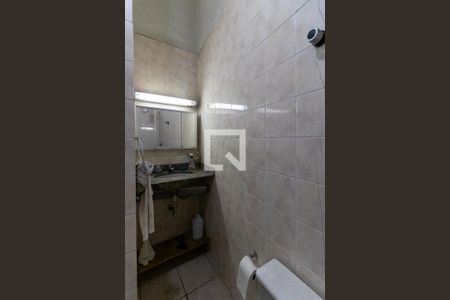 Casa à venda com 190m², 2 quartos e 3 vagasCasa 2 Banheiro