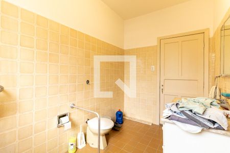 Casa à venda com 190m², 2 quartos e 3 vagasBanheiro