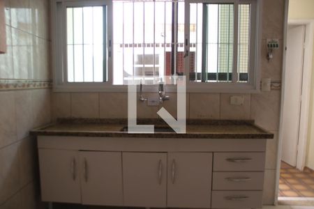 Cozinha de casa à venda com 3 quartos, 270m² em Jardim São Sebastião, São Paulo