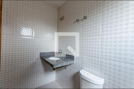 Casa à venda com 150m², 3 quartos e 2 vagas Casa à venda com 150m², 3 quartos e 2 vagasBanheiro da Suíte