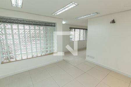 Casa para alugar com 230m², 4 quartos e 1 vagaQuarto 1