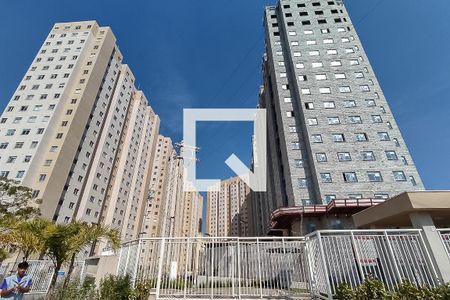 Apartamento à venda com 37m², 2 quartos e sem vaga Apartamento à venda com 37m², 2 quartos e sem vagaFachada