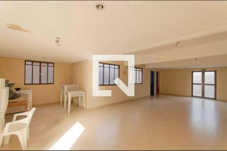 Apartamento para alugar com 48m², 2 quartos e 1 vaga Apartamento para alugar com 48m², 2 quartos e 1 vagaÁrea comum - Salão de festas