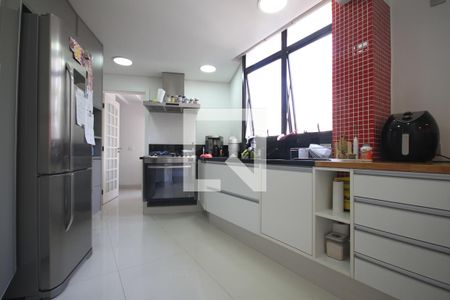 Apartamento à venda com 167m², 3 quartos e 3 vagasCozinha