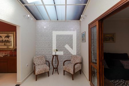 Casa à venda com 387m², 3 quartos e 4 vagas Casa à venda com 387m², 3 quartos e 4 vagasÁrea de Luz