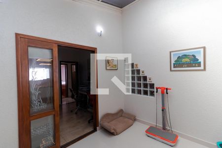 Casa à venda com 387m², 3 quartos e 4 vagas Casa à venda com 387m², 3 quartos e 4 vagasÁrea de Luz
