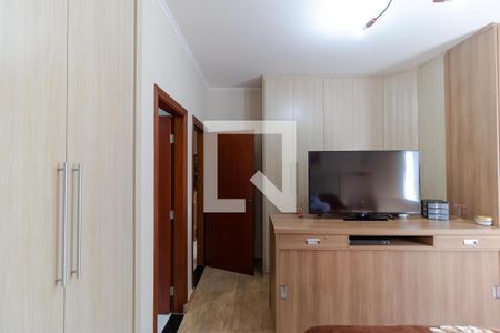 Casa à venda com 387m², 3 quartos e 4 vagas Casa à venda com 387m², 3 quartos e 4 vagasSuíte