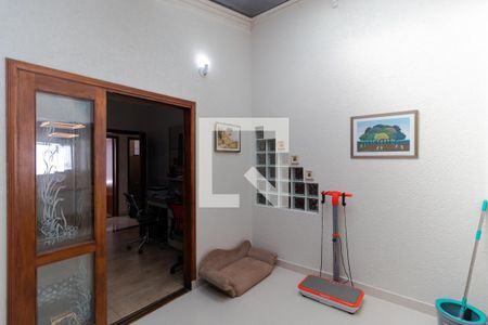 Casa à venda com 387m², 3 quartos e 4 vagas Casa à venda com 387m², 3 quartos e 4 vagasÁrea de Luz