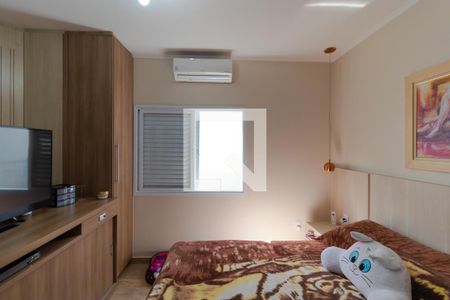 Casa à venda com 387m², 3 quartos e 4 vagas Casa à venda com 387m², 3 quartos e 4 vagasSuíte