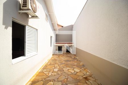 Casa à venda com 387m², 3 quartos e 4 vagas Casa à venda com 387m², 3 quartos e 4 vagasQuintal