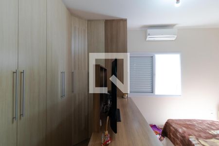 Casa à venda com 387m², 3 quartos e 4 vagas Casa à venda com 387m², 3 quartos e 4 vagasSuíte