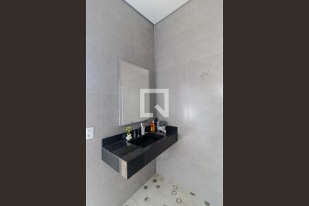 Casa à venda com 387m², 3 quartos e 4 vagas Casa à venda com 387m², 3 quartos e 4 vagasBanheiro 02