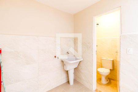 Casa à venda com 129m², 2 quartos e 1 vagaÁrea de Serviço