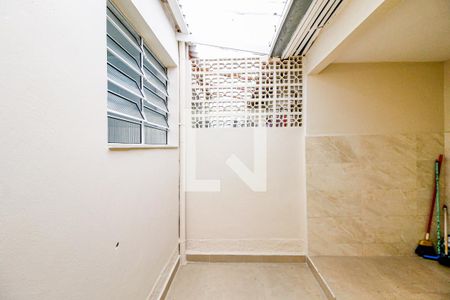 Casa à venda com 129m², 2 quartos e 1 vagaQuintal