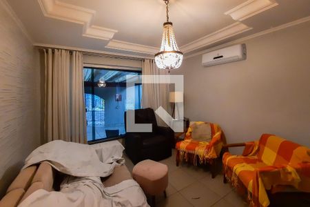 Sala de casa à venda com 3 quartos, 225m² em Santa Terezinha, São Bernardo do Campo