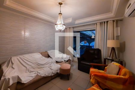 Sala de casa à venda com 3 quartos, 225m² em Santa Terezinha, São Bernardo do Campo