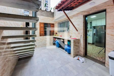 Casa à venda com 225m², 3 quartos e 5 vagasÁrea de Serviço
