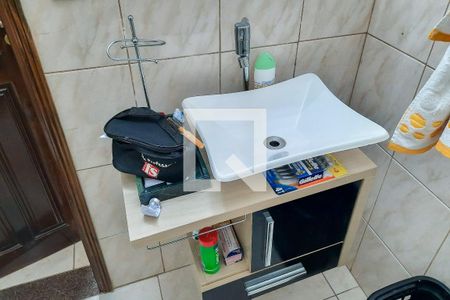 Casa à venda com 225m², 3 quartos e 5 vagasBanheiro da Suíte 1