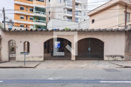 Casa à venda com 225m², 3 quartos e 5 vagasFachada