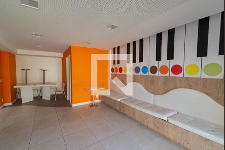 Apartamento para alugar com 135m², 2 quartos e 1 vagaÁrea comum - Salão de festas