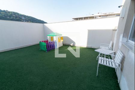 Apartamento para alugar com 135m², 2 quartos e 1 vagaÁrea Comum - Playground